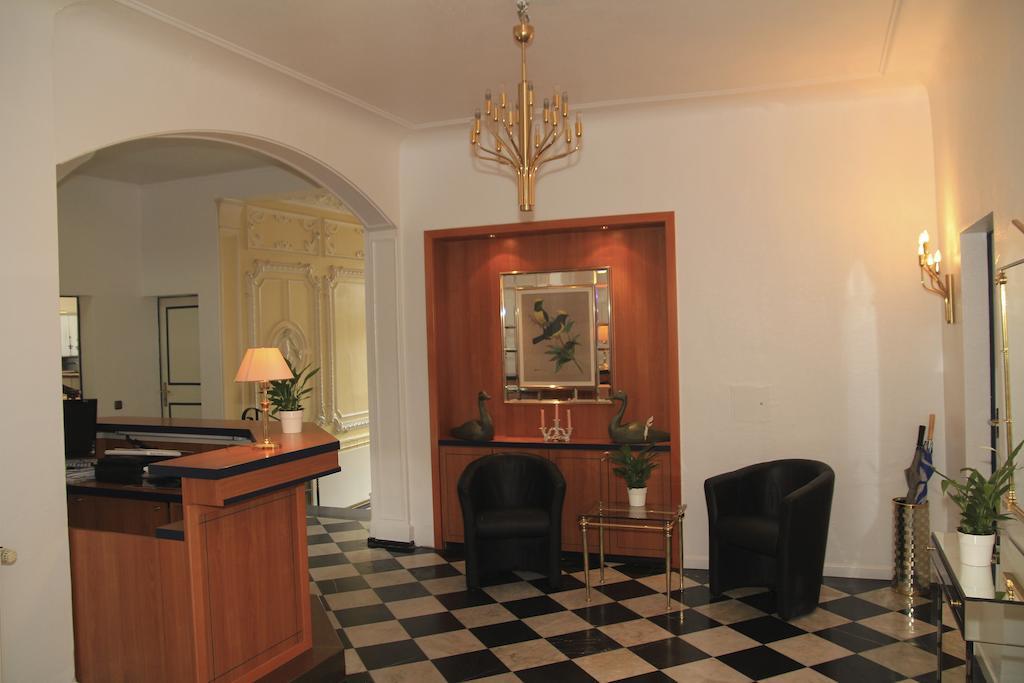 Parkhotel Tillmanns Эльтвилле Экстерьер фото